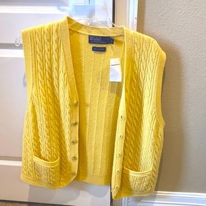 Never worn men’s sweater vest.